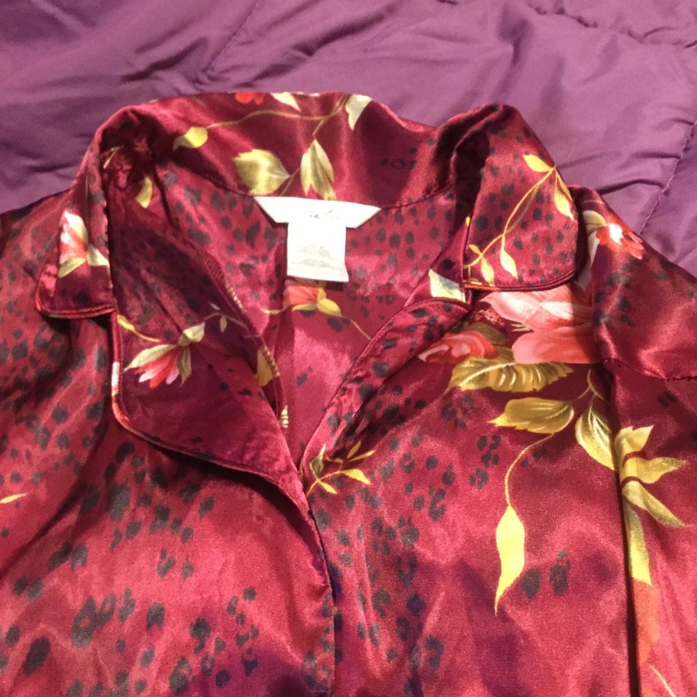 Red silk-like Pajamas